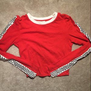 Red long pattern - sleeve crop top